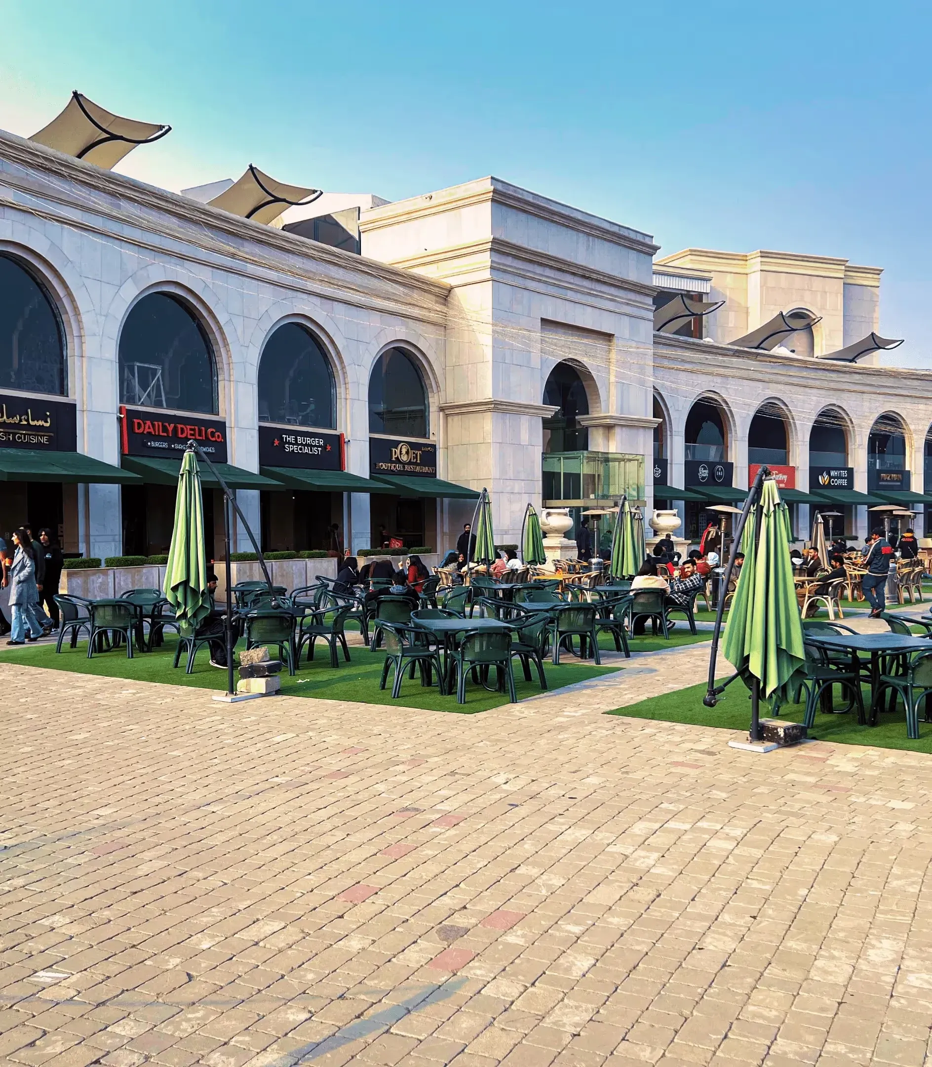 Cafés & Eateries